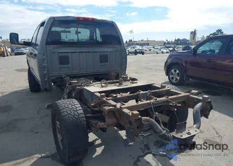 2005 Dodge Ram 3500 Slt/Laramie z USA, uszkodzony, nr VIN 3D7LS38CX5G703038